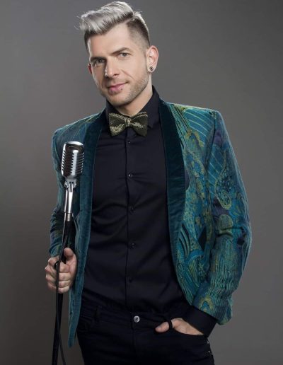 Klemen Bunderla pevec radijski voditelj